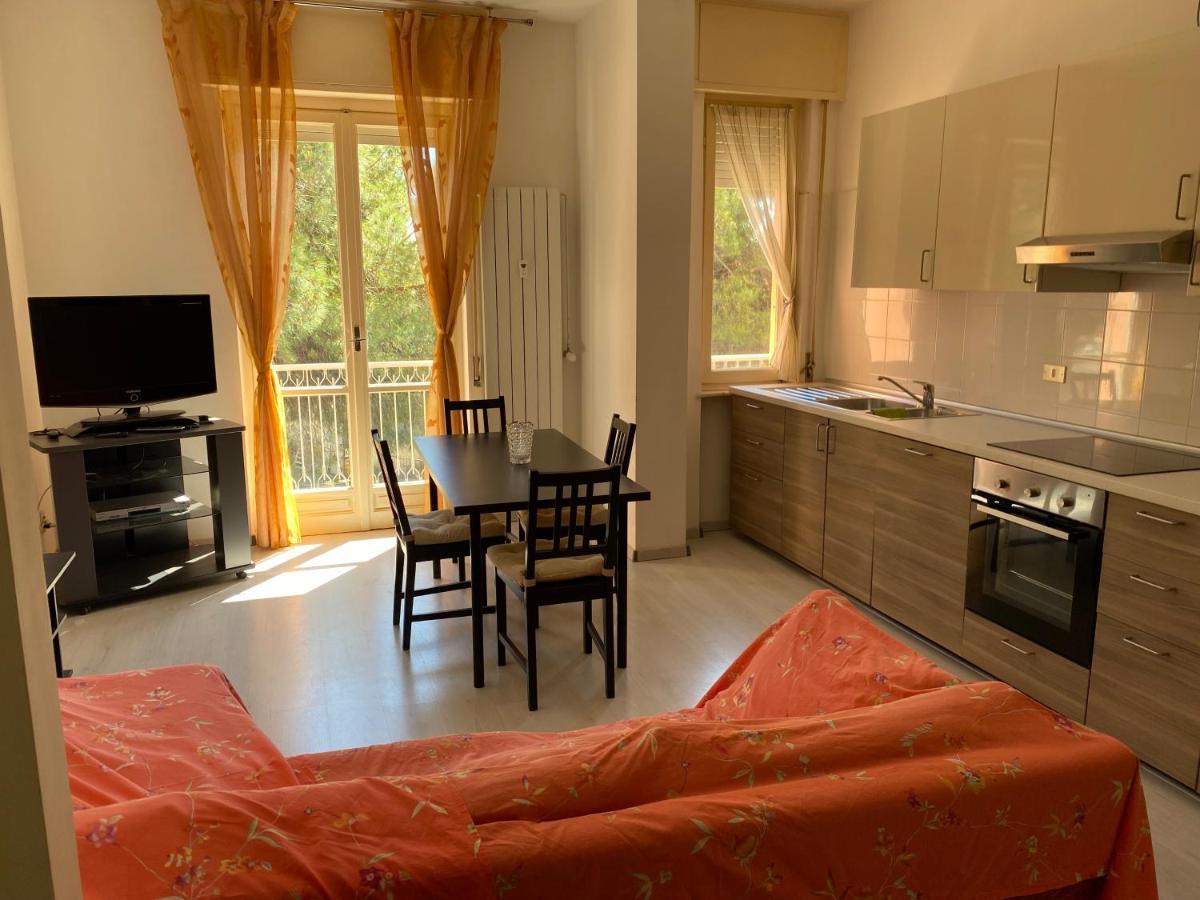Casa Al Mare Di Vadino Apartment Albenga Bagian luar foto